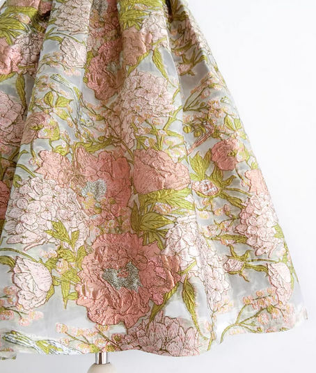 Embroidery, polyester fabric, zippered pockets, high-waisted skirt, perfect for spring and summer （SSS0008）