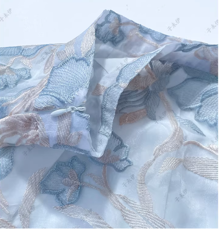 Lace A-line skirt with embroidery, made of polyester fabric, suitable for spring and summer. （SSS0005）