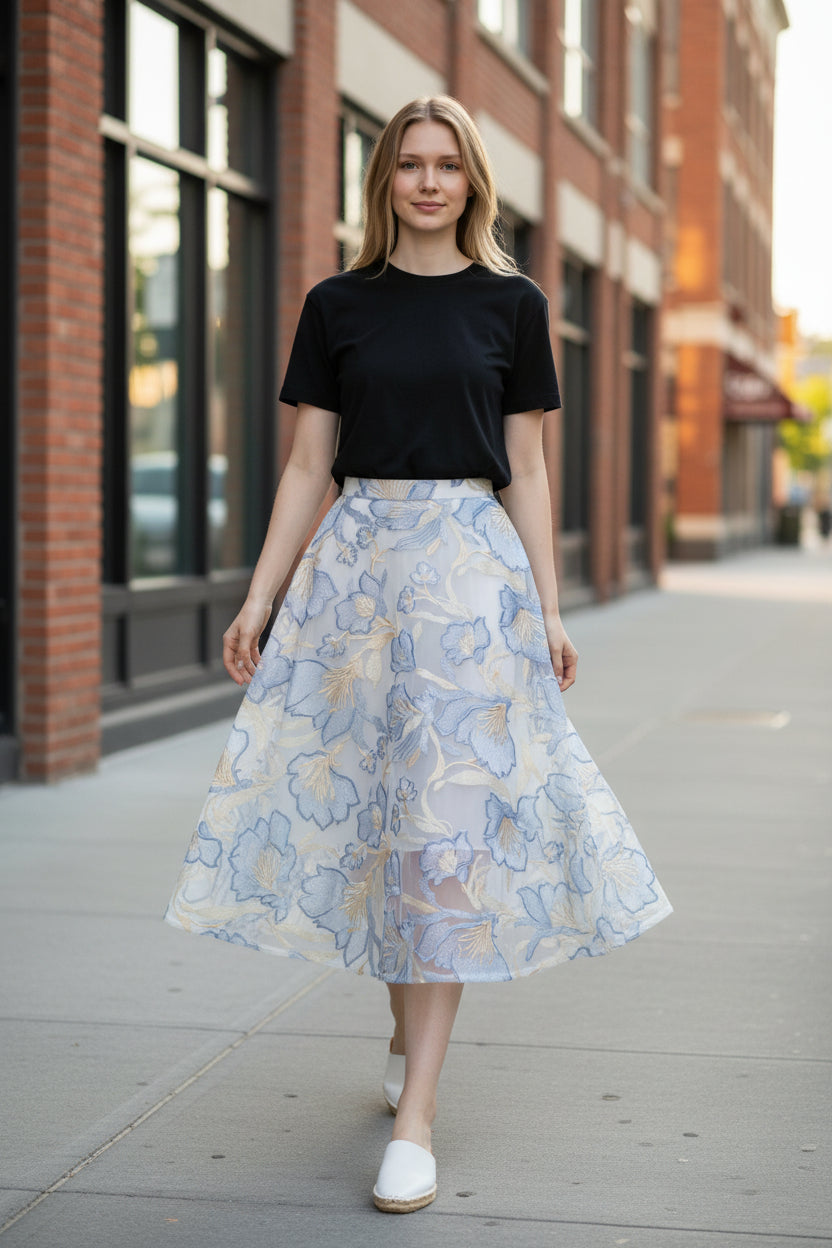 Lace A-line skirt with embroidery, made of polyester fabric, suitable for spring and summer. （SSS0005）