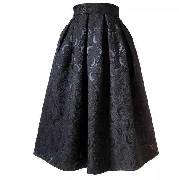 Embroidery details, zippers, pockets, polyester fabric, high-waisted design, suitable for Autumn. (SAW0016).