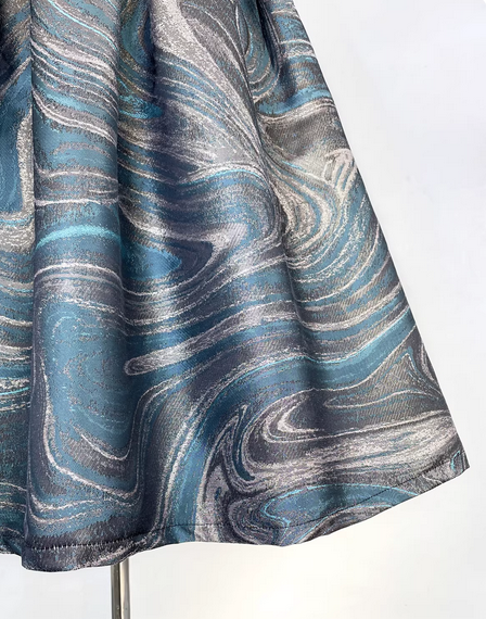 Embroidered details, high-waisted slimming midi skirt with zippered pockets, perfect for spring and autumn. （SSA0002）--Sold Out