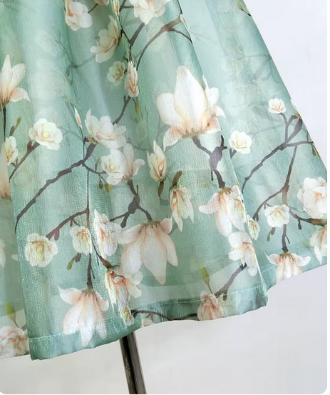 Women's niche design printed high-waisted flared skirt, slimming and hip-concealing midi skirt (SSS0025)
